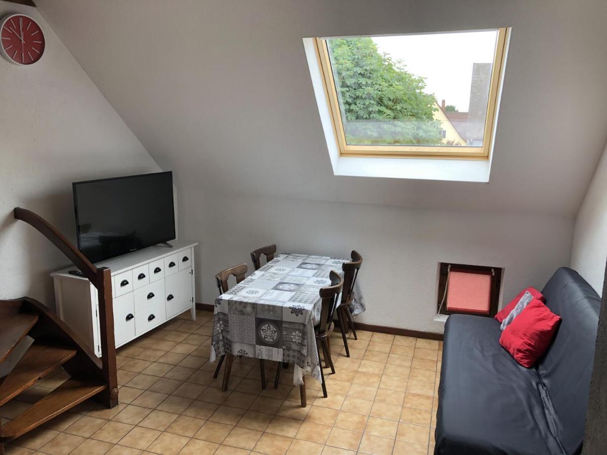 Gite Des 5 Cigognes Rouge Mittelwihr Exterior foto