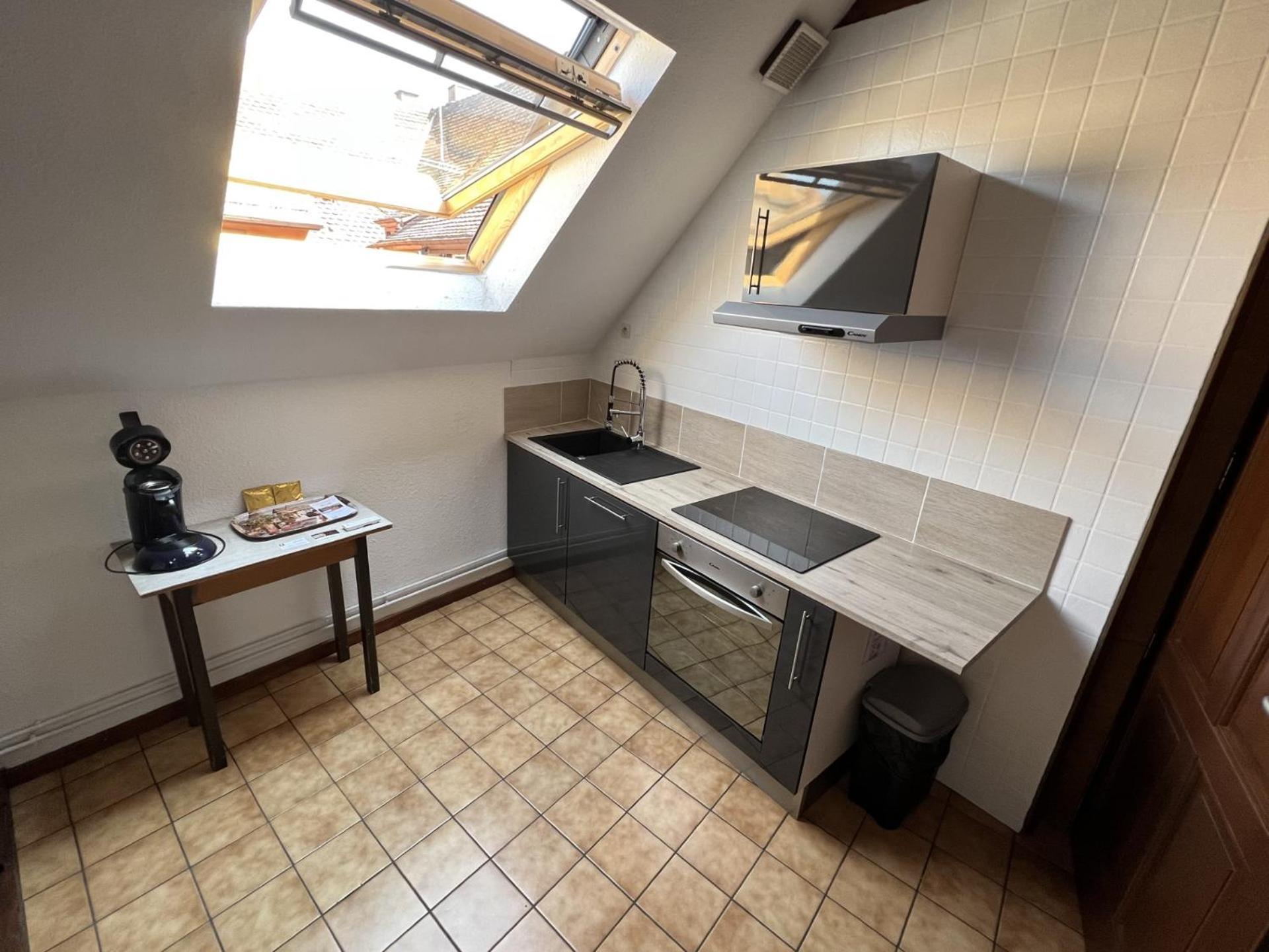 Gite Des 5 Cigognes Rouge Mittelwihr Exterior foto